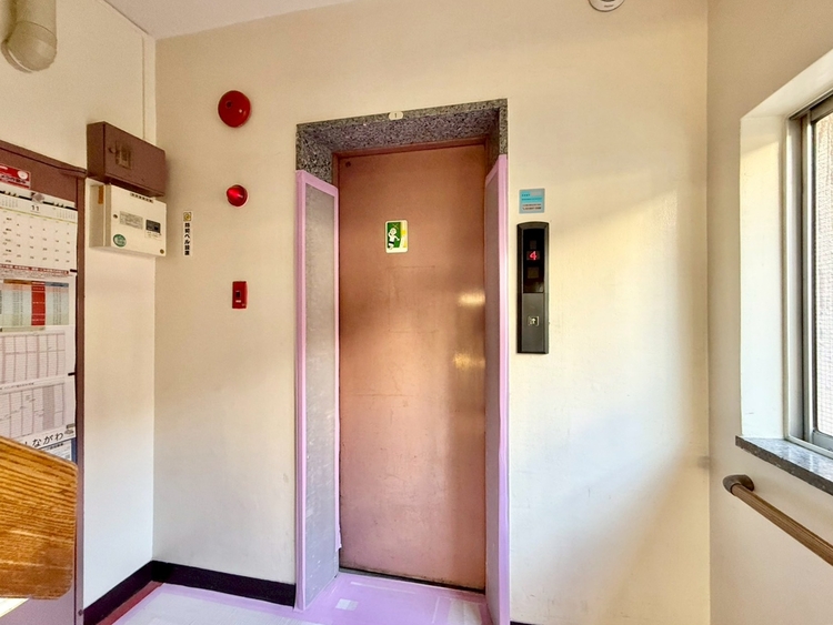 その他 エレベーター完備のため荷物が多くなっても安心。