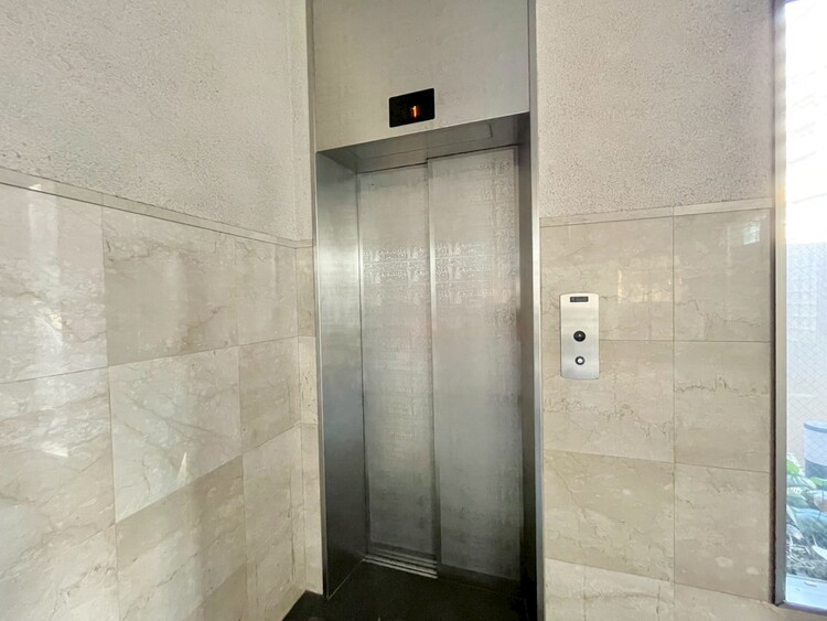 その他 エレベーター完備のため荷物が多くなっても安心。