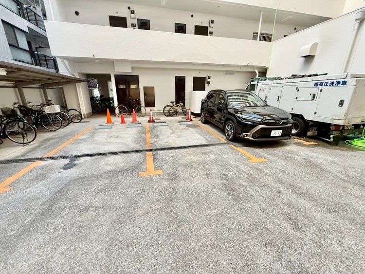 その他 駐車スペースが嬉しいですね。※空き状況は都度ご確認下さい。