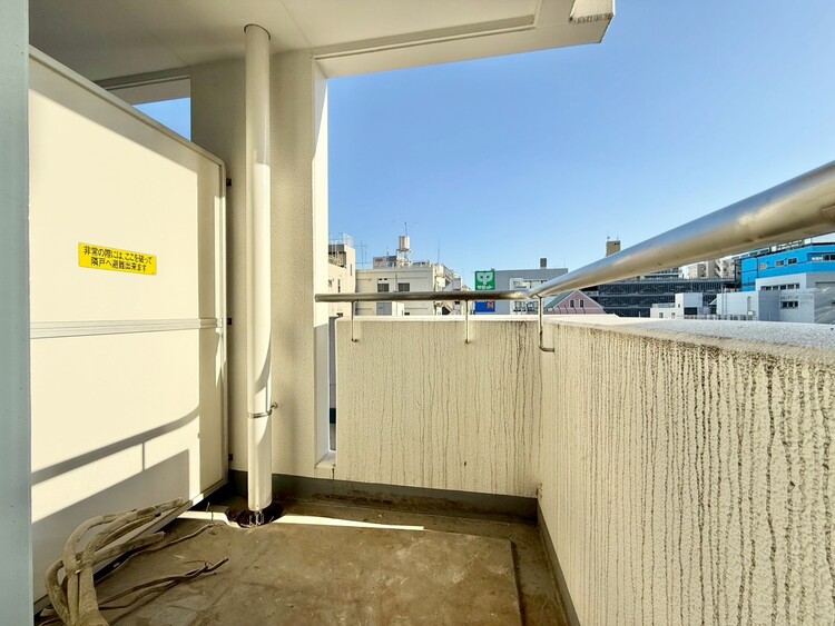 その他 朝の澄んだ空気や、夕方に吹く清々しい風を感じられるバルコニー。