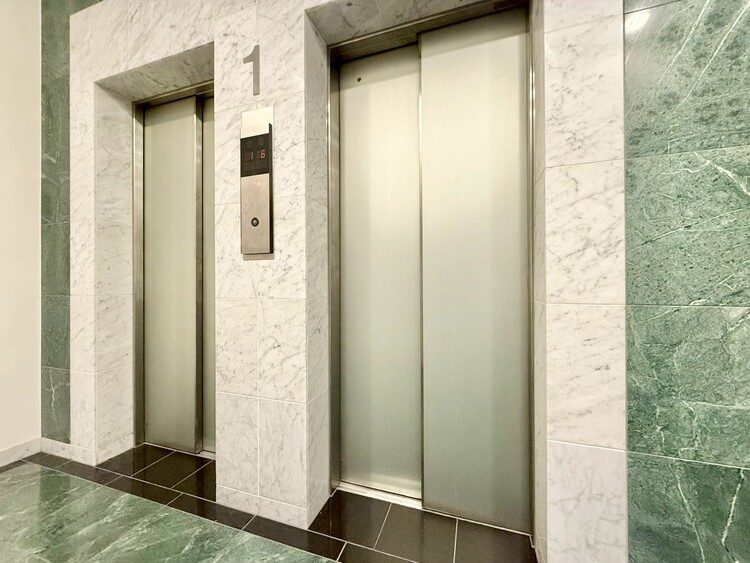 その他 エレベーター完備のため荷物が多くなっても安心。