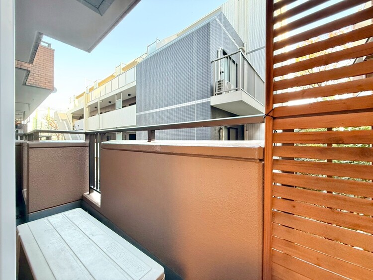 その他 朝の澄んだ空気や、夕方に吹く清々しい風を感じられるバルコニー。