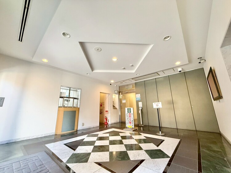 その他 館内は静寂な中が保たれており、管理が行き届いている印象を受けました。