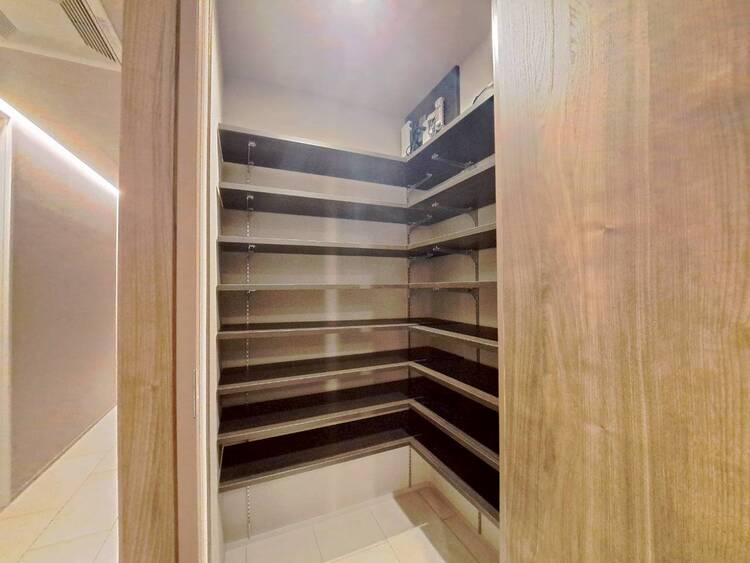 その他 家電やスーツケース、ストック品など何でも片付く嬉しい空間です。