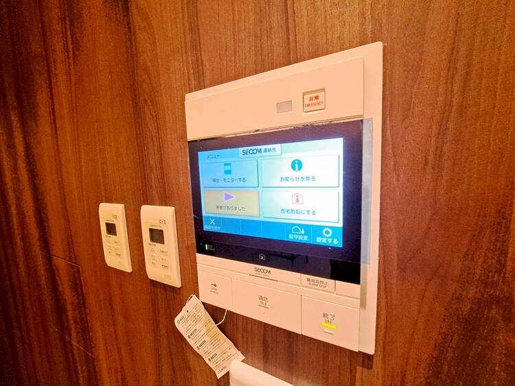 その他 誰が来てもわかる様にモニター付きインターホンを設置。