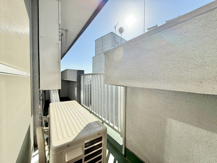 その他 朝の澄んだ空気や、夕方に吹く清々しい風を感じられるバルコニー。