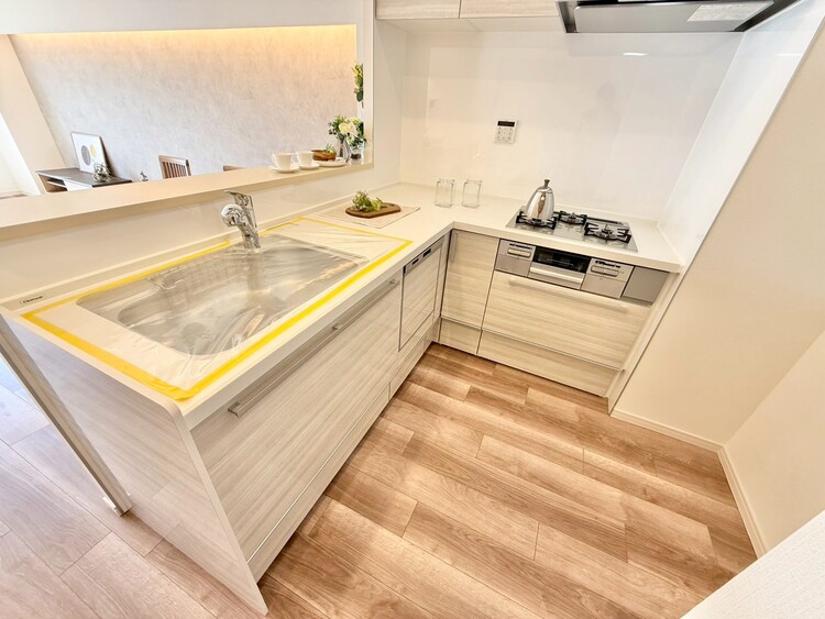 その他 開放感のあるキッチンスペース。調理をしながら、会話も弾みそうですね。