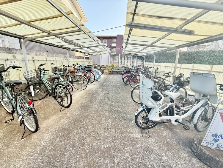 その他 駐輪場も綺麗に整頓されています。※空き状況は都度ご確認下さい。
