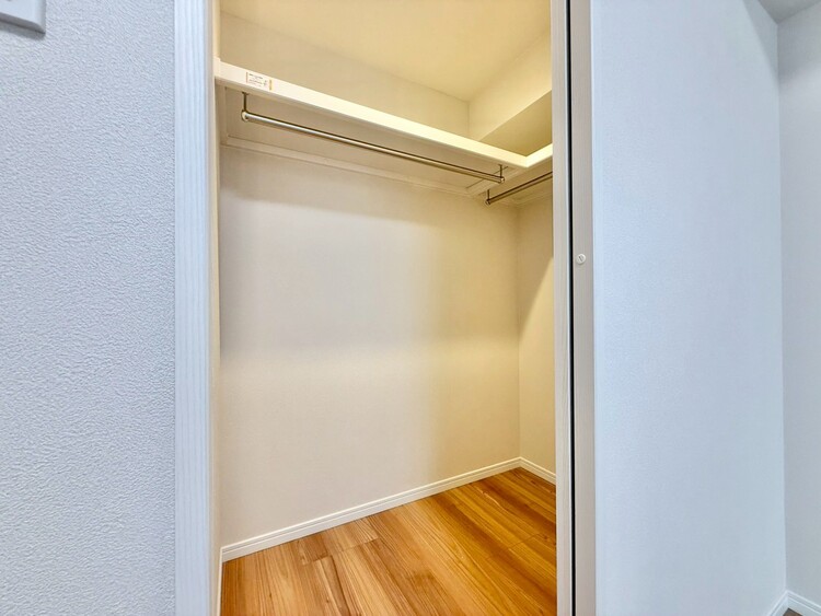 その他 収納スペースが付いていて、お部屋を広く使っていただけます。