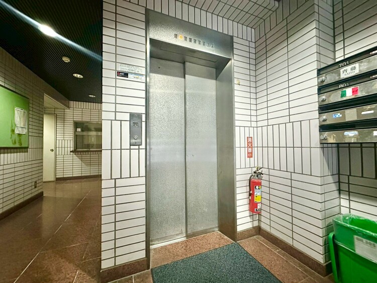 その他 エレベーター完備のため荷物が多くなっても安心。