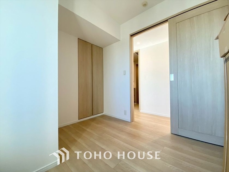 内装 【PRIVATE ROOM】◆属毛離裏◆子は父を手本とし、母に愛育されて成長する。家族の深い繋がり。いつまでも大切にしたい。