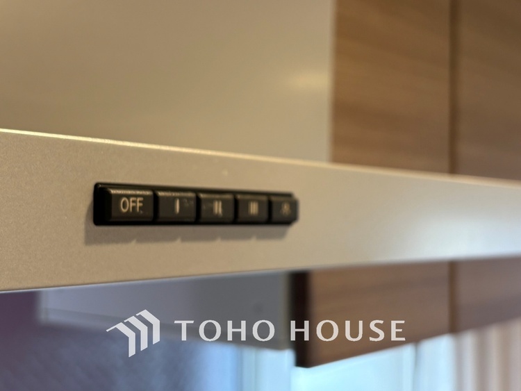 キッチン 【KITCHEN】◆ワクワク◆開放的で機能性も高いシステムキッチン。お子様は毎日のご飯にワクワク！