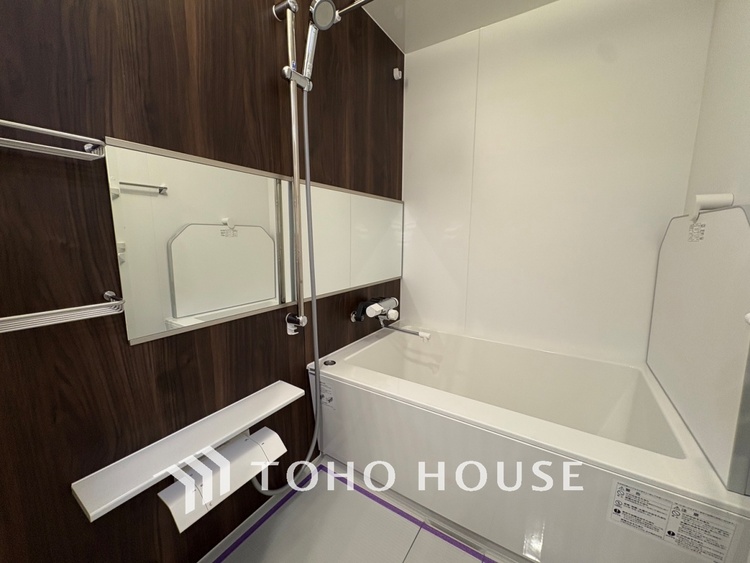 風呂 【BATHROOM】◆プライベートな空間◆simpleだからrelaxできるんです。こころもからだもキレイさっぱり。