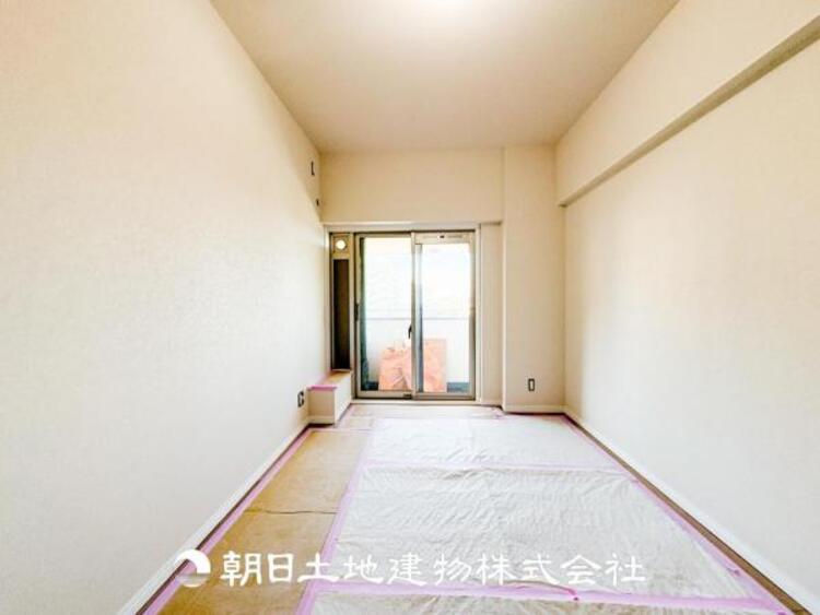 内装 趣味・感性で個性的に飾って頂けるようシンプルに仕上げてあります。