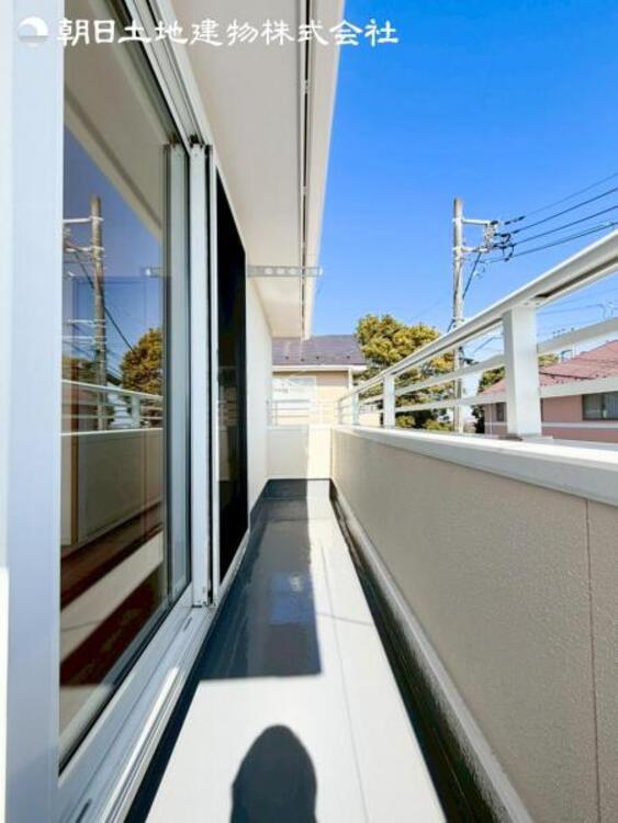 バルコニー すぐの見学や資料請求など、お気軽にお問い合わせください