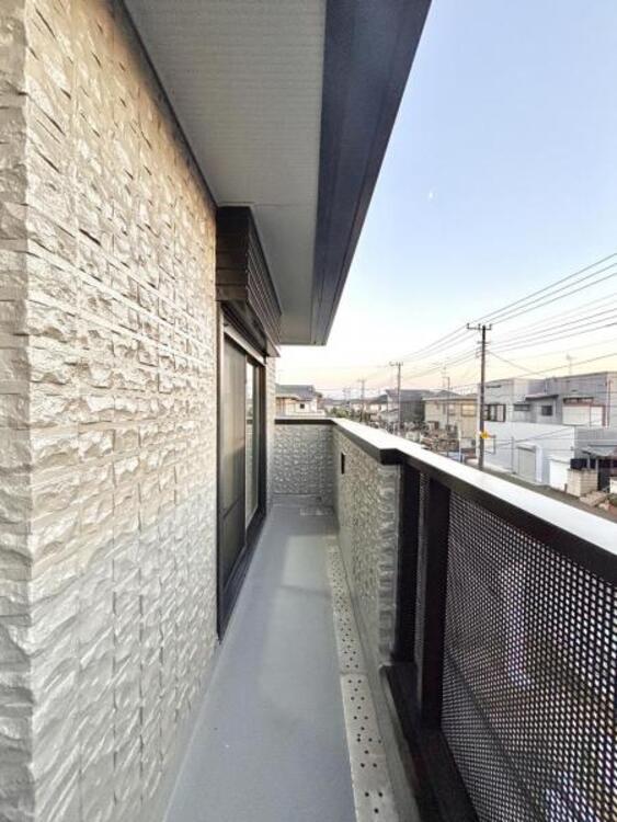 バルコニー 眺望良好のバルコニー