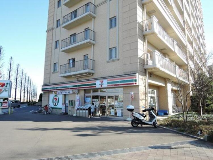 周辺 セブンイレブン 印西牧の原店まで徒歩8分