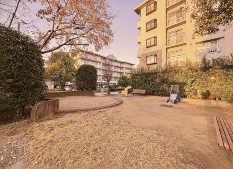 その他 敷地内公園あり