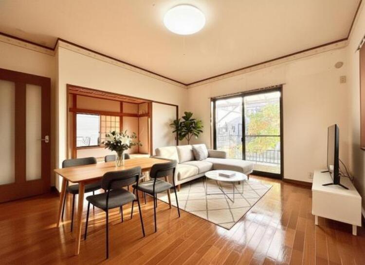 居間 ※一部CG加工を入れております。