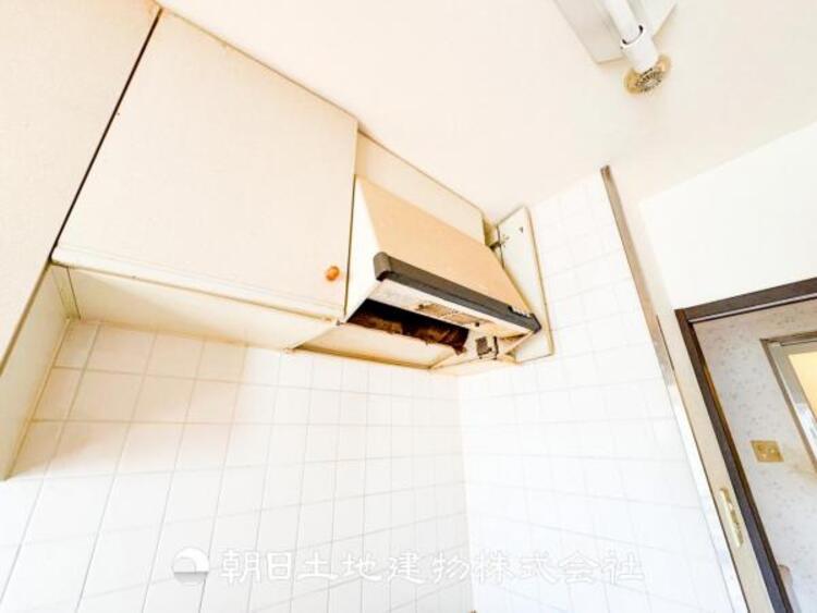 その他 臭いを強力に排気してくれるレンジフードはお手入れも楽です！