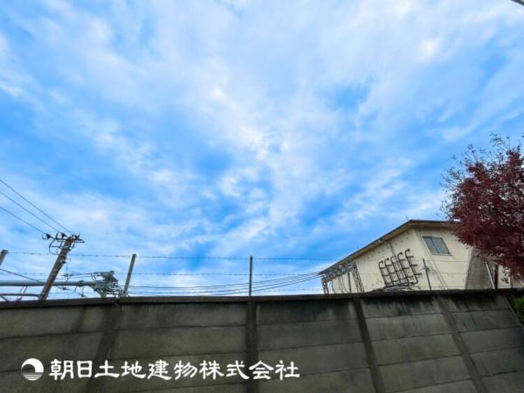 その他 【眺望】部屋から眺める景色はお部屋のインテリアの一部です。開放感ある景色は季節や天候によって変化する素敵な絵画ですね！