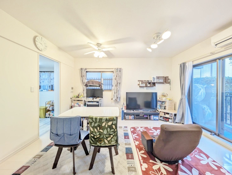 居間 ひとつひとつの空間に宿した機能性、そして美意識。