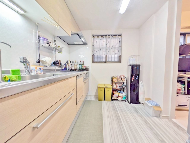 キッチン 洗練されたスタイリッシュなデザイン性と使いやすさを備えた仕様。