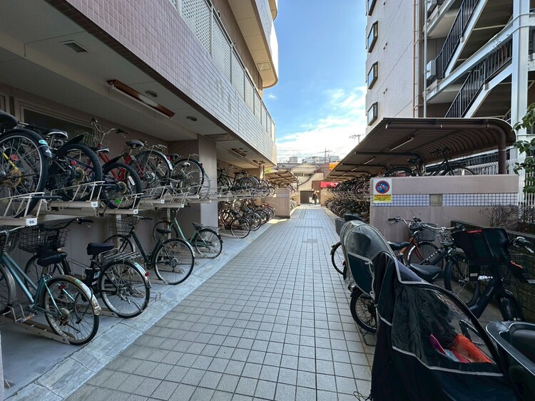その他 駐輪場も綺麗に整頓されています。※空き状況は都度ご確認下さい。