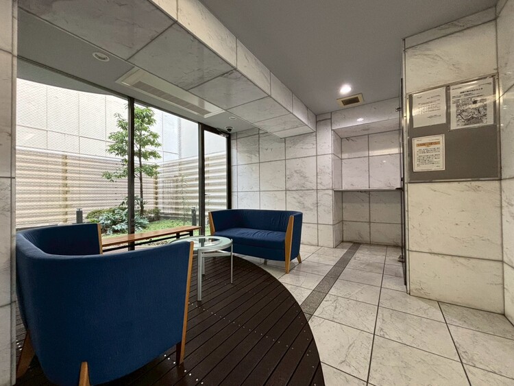 その他 館内は静寂な中が保たれており、管理が行き届いている印象を受けました。