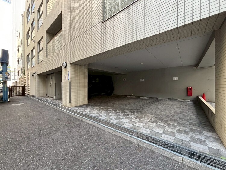 その他 駐車スペースが嬉しいですね。※空き状況は都度ご確認下さい。