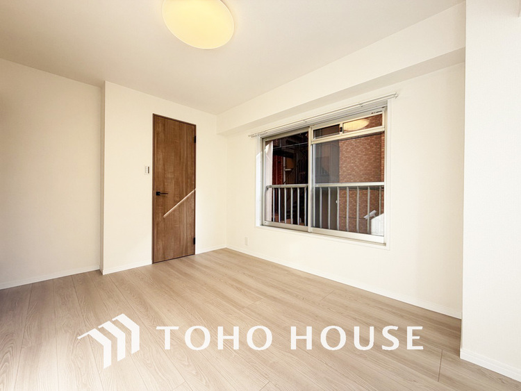 内装 1日の疲れを癒し、心地よく寛げるようゆったりとした広さをしています