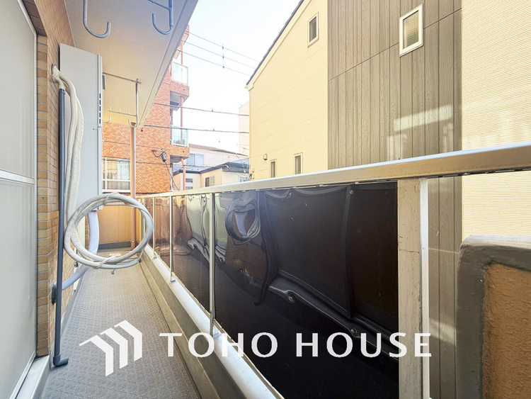 バルコニー 陽当たり良好なバルコニー