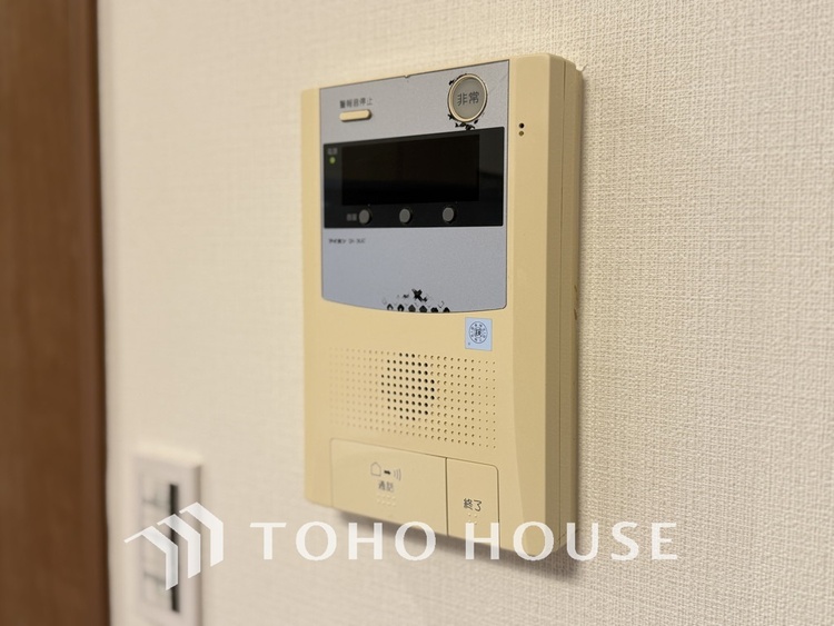 その他 来客が一目でわかるモニター付きインターホン
