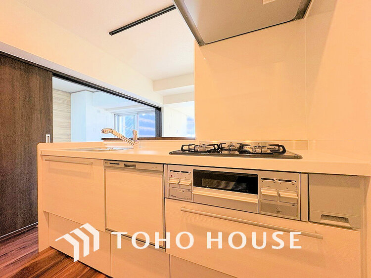 キッチン シンプルな部屋の雰囲気に溶け合うナチュラルキッチン