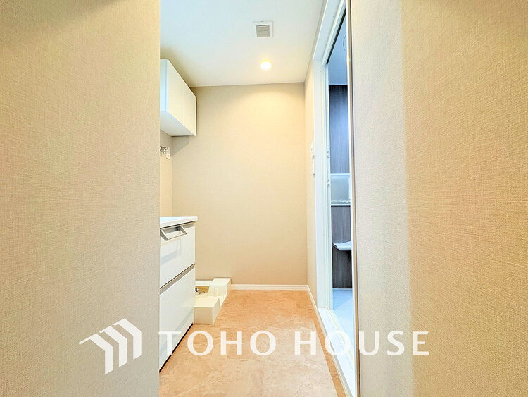 洗面 清潔感のある脱衣場