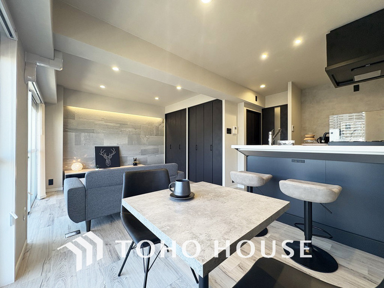 内装 ゆったりとくつろげる上質なリビングダイニング