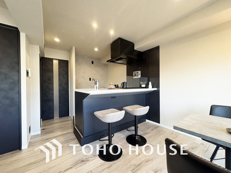 内装 柔らかな陽のそそぐ心地よいリビングダイニング