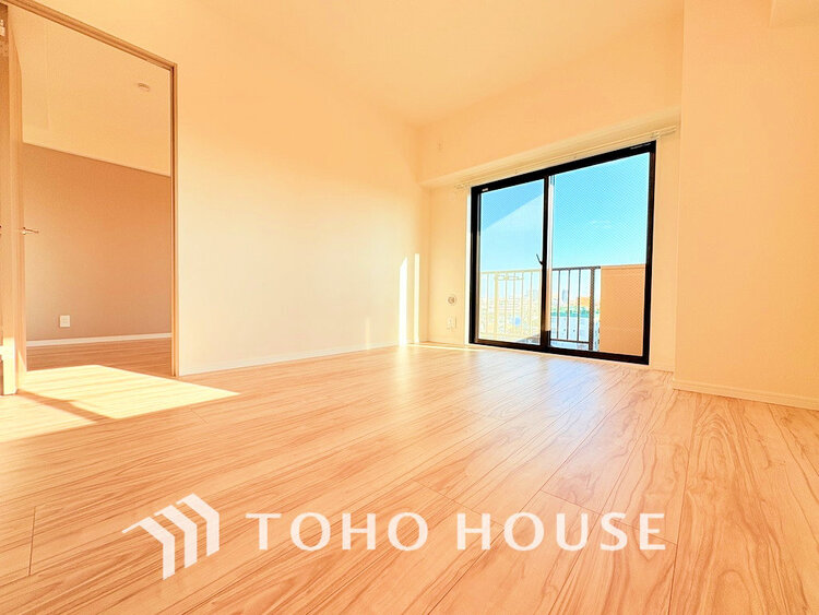 内装 1日の疲れを癒し、心地よく寛げるようゆったりとした広さをしています