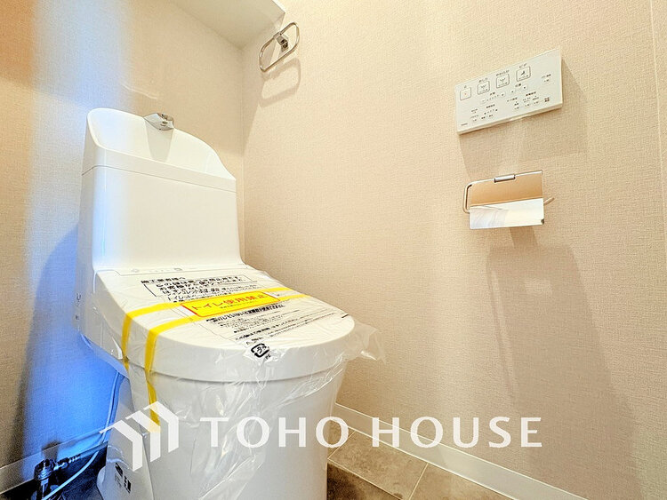 トイレ トイレには快適な温水洗浄便座付