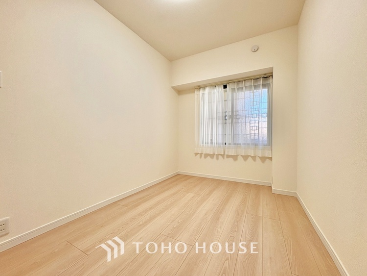 内装 寝室は一日の疲れを癒す大切な空間。快適で落ち着けるおすすめの間取りです。