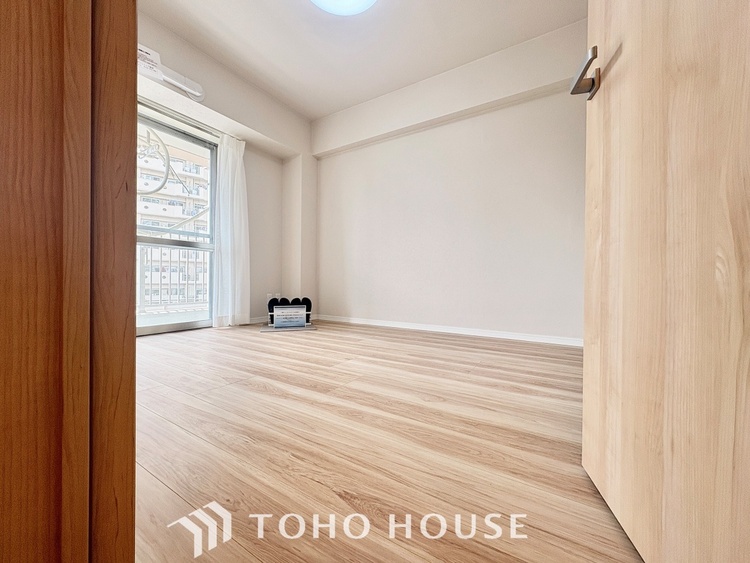 内装 【PRIVATE ROOM】◆快適◆な暮らしに不可欠な収納スペース。快適さとともに思い出も詰まっていく。