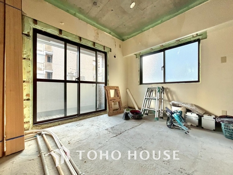 内装 【改装中】風の通り道。舞い込んでくる風が優しく躍り、室内に爽やかな空気を運んでくる。