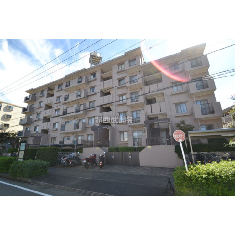 外観 空室のためごゆっくりとご見学いただけます。