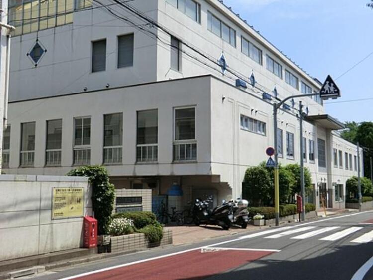 周辺 目黒区立大鳥中学校　1900ｍ