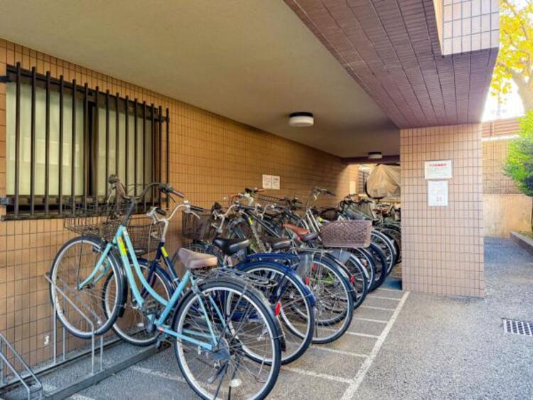 その他 敷地内に設けられた駐輪スペース。