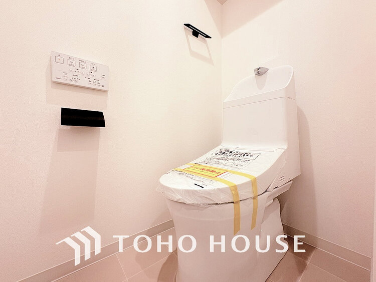 トイレ トイレには快適な温水洗浄便座付