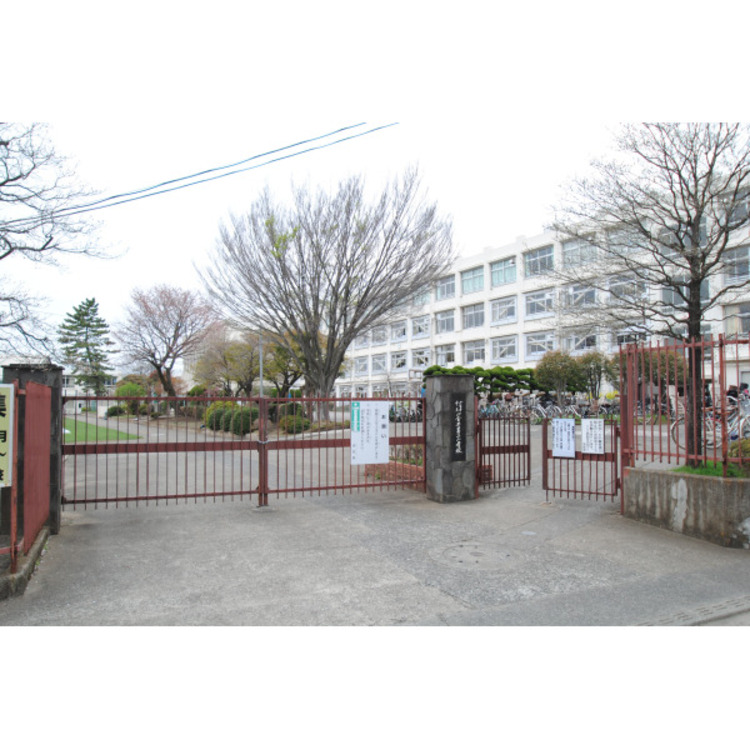 周辺 第二小学校(約960m)