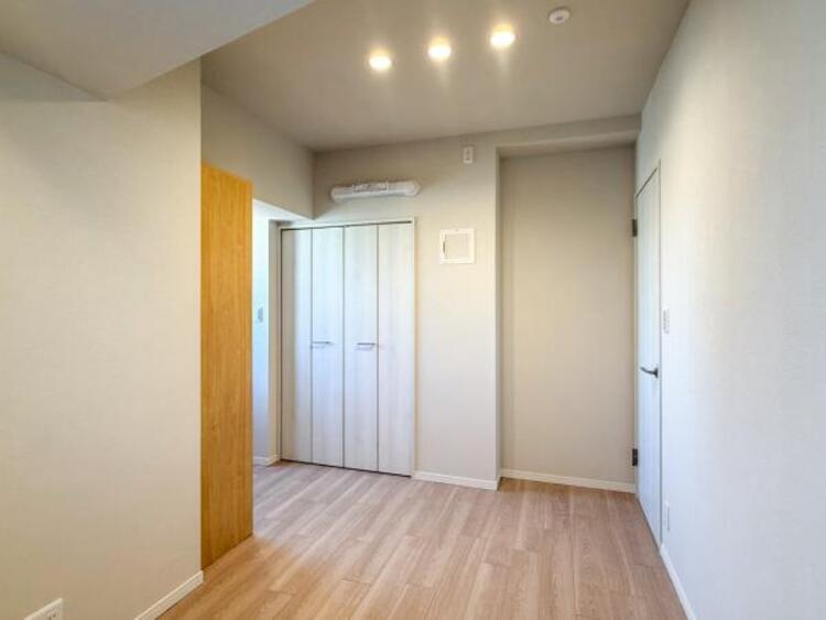 内装 居室には収納スペースが豊富なため、シンプルですっきりとした暮らしが実現できます。