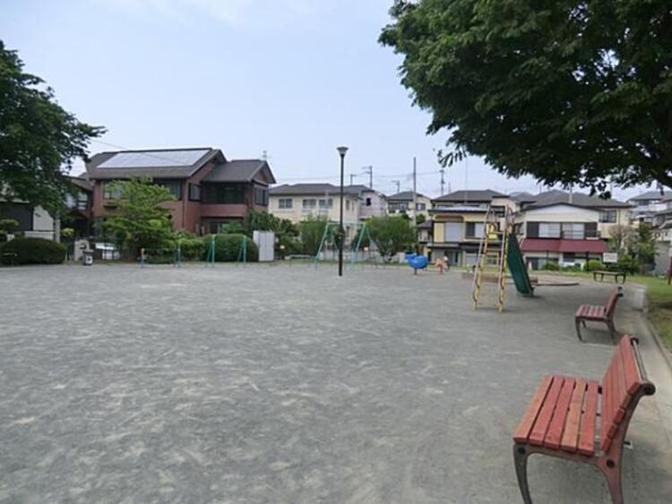 周辺 善部町第二公園	140m