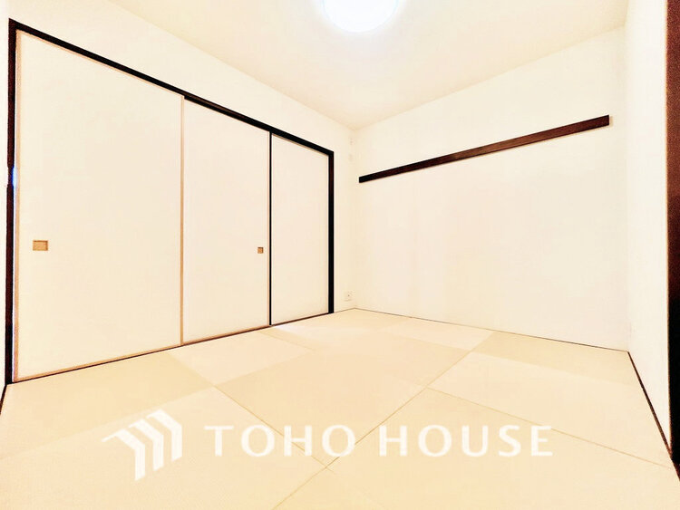 内装 客間はもちろん、個人のスペースにも使える和室